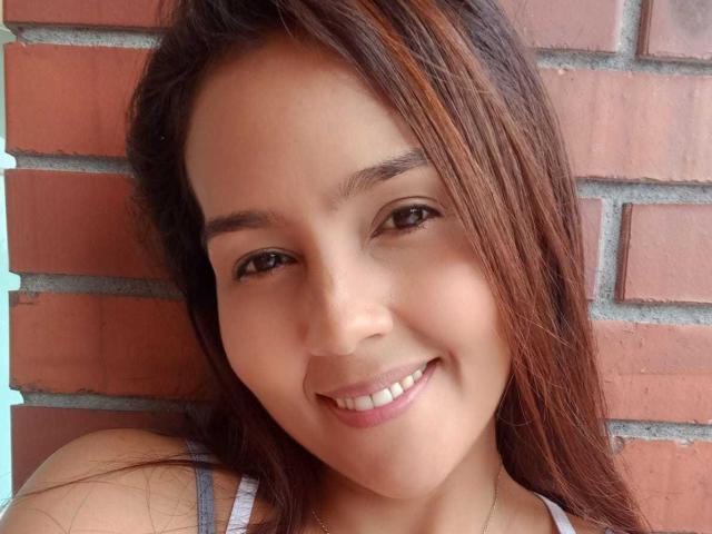 ValBabeAndDaringLili - Live porn &amp; sex cam - 17923386