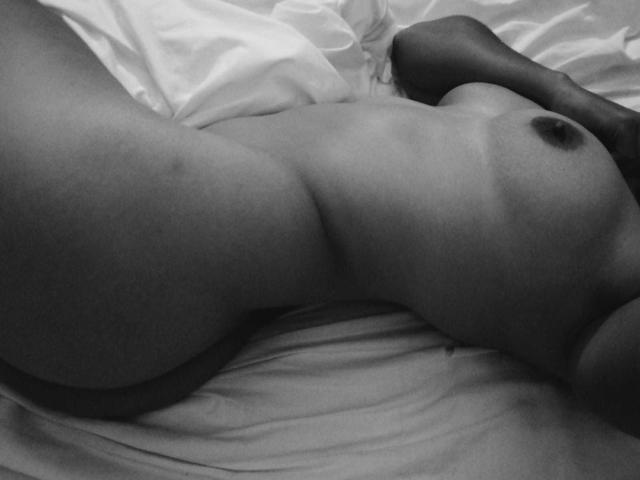 ValBabeAndDaringLili - сексуальная веб-камера в реальном времени - 17923398