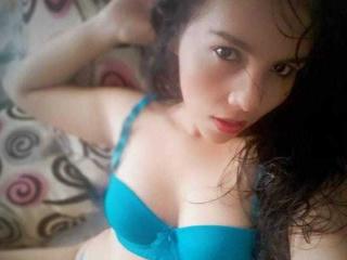 ValBabeAndDaringLili - Live porn &amp; sex cam - 17923422