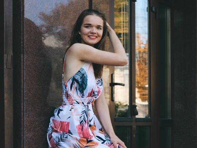 DaylinaLops - Live sexe cam - 17927610