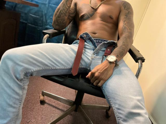 HornyRyan - Live porn &amp; sex cam - 17928302