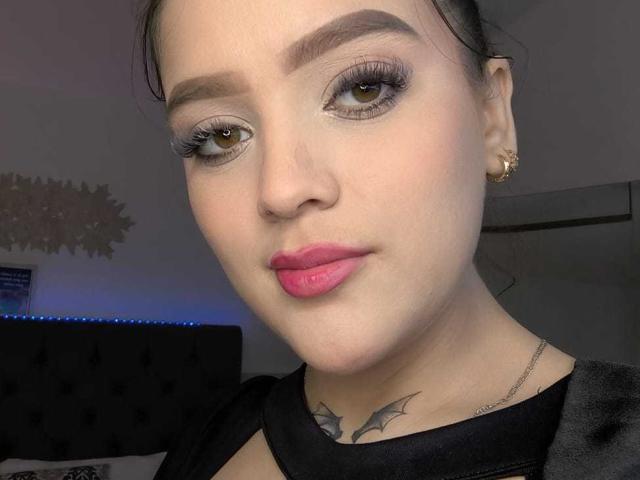 KimSummer - Live sex cam - 17929074