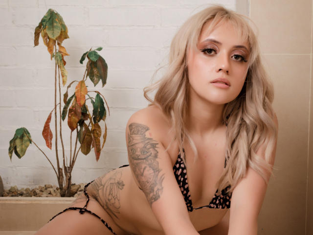 SabrinaCole - Live porn &amp; sex cam - 17929202