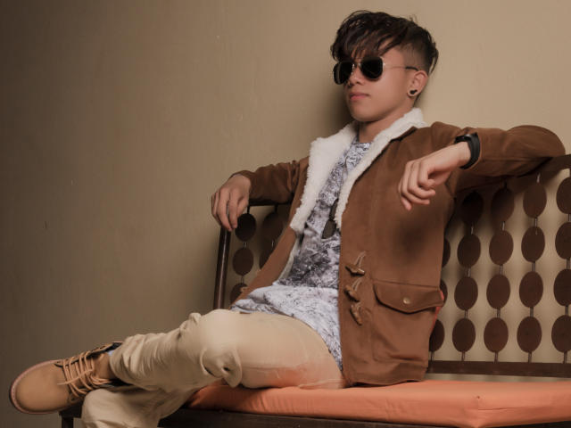 DannySantoro - Live sex cam - 17929614