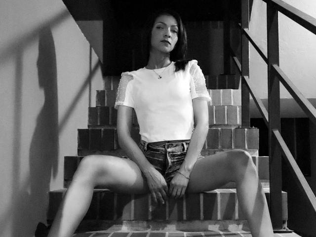 HannaPetit - Live sex cam - 17930394