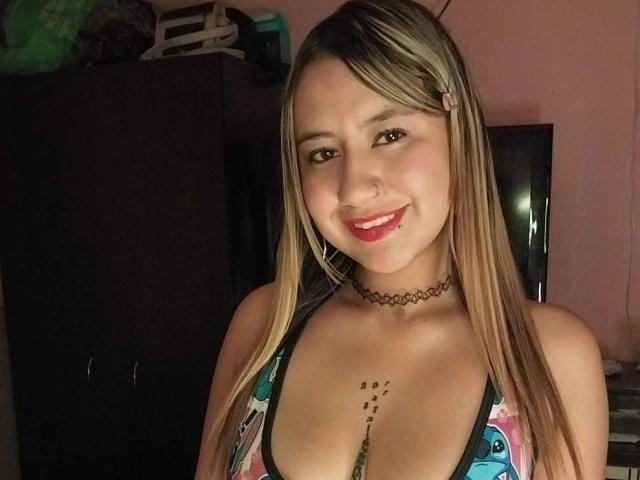 ChanellTatto - Live porn &amp; sex cam - 17930714