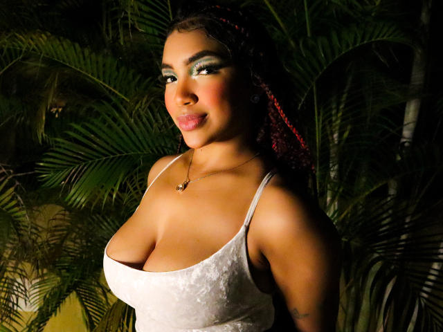 FreyaThor - Live porn &amp; sex cam - 17932110