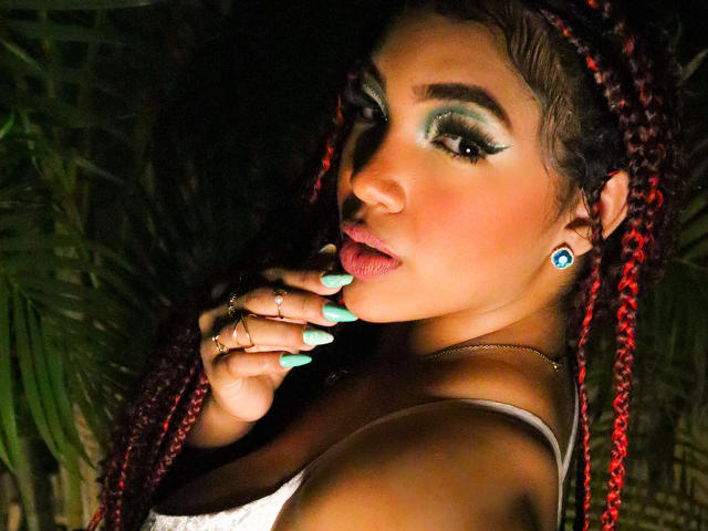 FreyaThor - Porno na żywo i seks kamera - 17932158