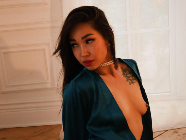 LinaMuhn - Live porn &amp; sex cam - 17934698