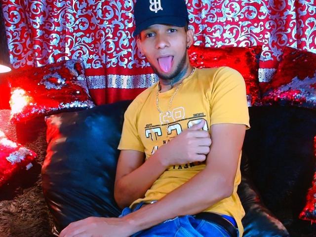GregWilli - Live sexe cam - 17939506