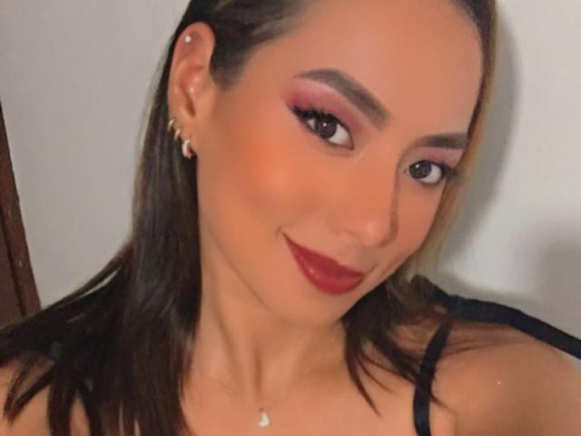 ValeriDiaz - Live sex cam - 17939618