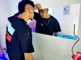 KevinMiller - Live porn &amp; sex cam - 17940306