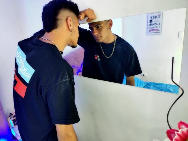 KevinMiller - сексуальная веб-камера в реальном времени - 17940306