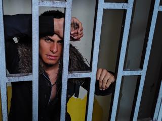 KevinMiller - Live porn &amp; sex cam - 17940402