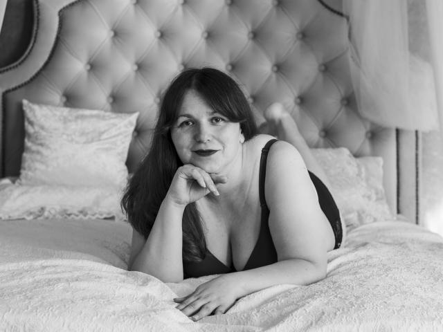 AliceInks - Live porn &amp; sex cam - 17940846