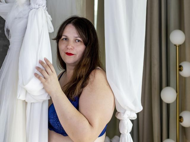 AliceInks - Porno na żywo i seks kamera - 17940910