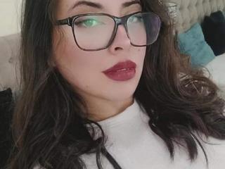 EmilyFoxxy - Live porn &amp; sex cam - 17941230