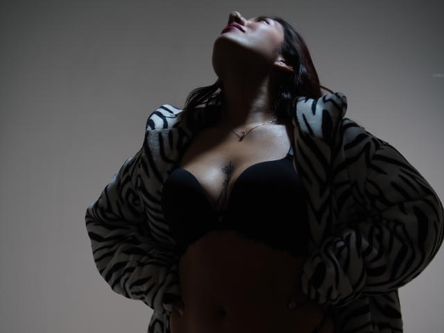 AbbieStones - Live porn &amp; sex cam - 17943282