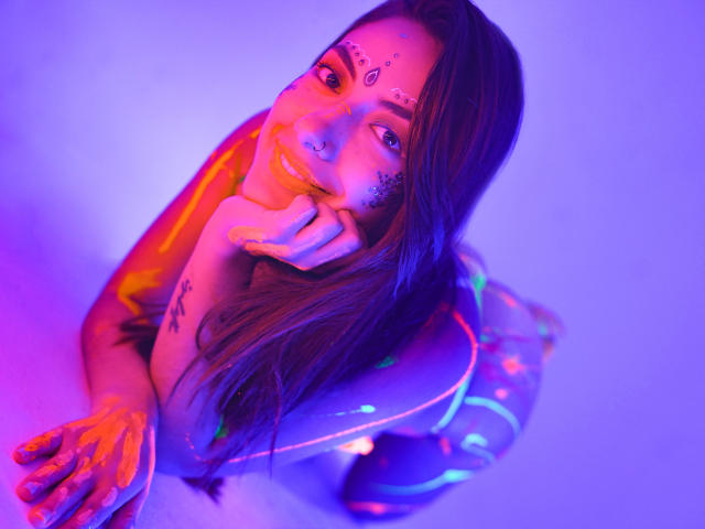 AbbieStones - Porno na żywo i seks kamera - 17943298