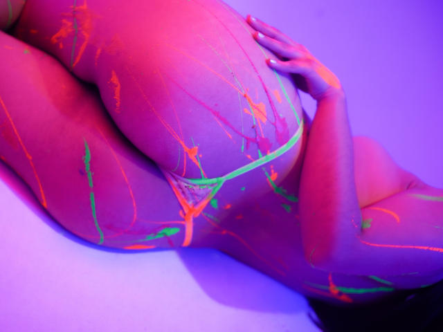 AbbieStones - Live porno og sexkamera - 17943310