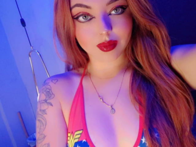 AngieTaylorr - Porno na żywo i seks kamera - 17947374