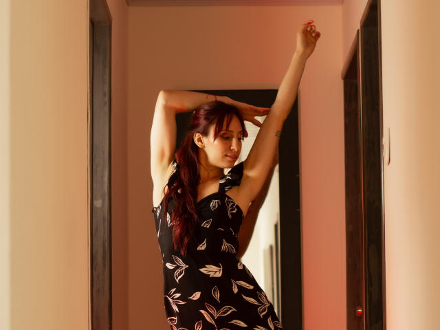 SophiaLaurent - Live porn &amp; sex cam - 17951778