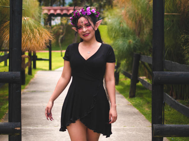 OliviaWalkerr - Live sex cam - 17953722