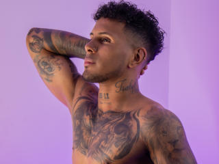 DylanStrongX - Live porn &amp; sex cam - 17953806