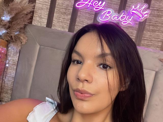 AlondraWm - Live sex cam - 17956678