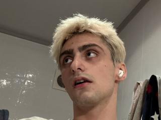 Nesurazica - Live Sex Cam - 17958986