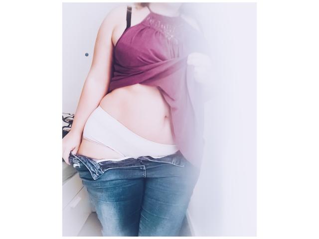 JuliaFrancaise - Sexe cam en vivo - 17960162