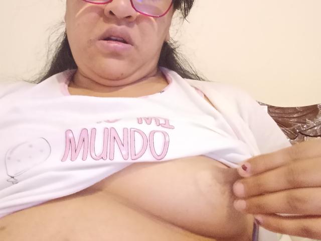 EmilyMoore69 - Sexe cam en vivo - 17962526