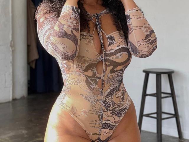 HotLolaXO - сексуальная веб-камера в реальном времени - 17962990