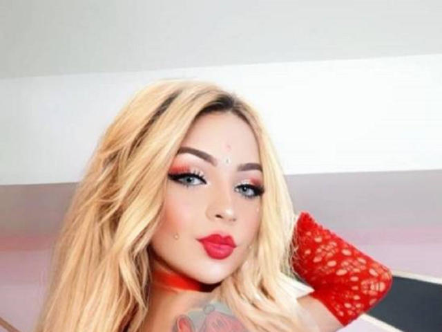 AinaraQueen - Live porn &amp; sex cam - 17965542