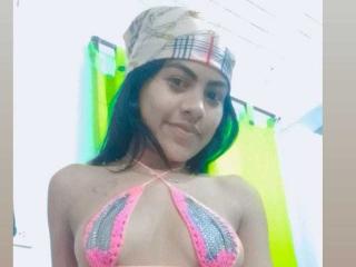 CharlotteWhiite - Sexe cam en vivo - 17965650