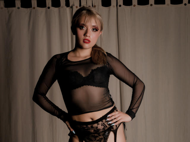 SabrinaCole - сексуальная веб-камера в реальном времени - 17965822