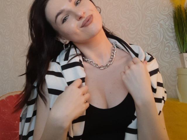 SunnyIsa - Live sex cam - 17967354