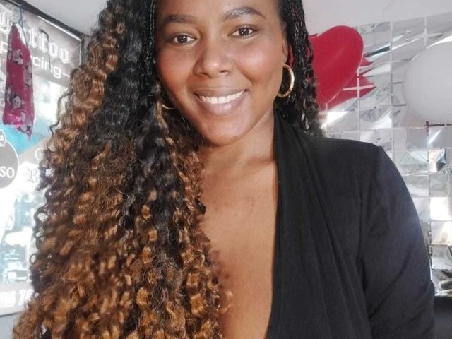 EmiraHot - Live porn &amp; sex cam - 17968434