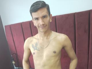 MikeHottLove69 - Camera khiêu dâm &amp; quyến rũ trực tiếp - 17968594