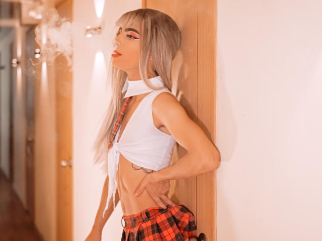 AnnieThomson - Sexe cam en vivo - 17969682