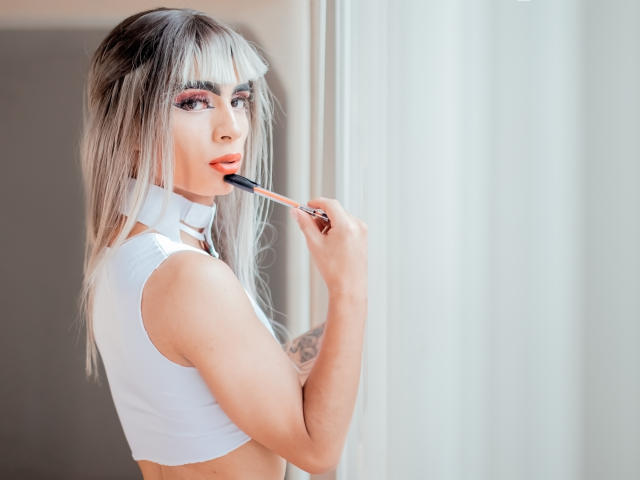 AnnieThomson - Sexe cam en vivo - 17969730