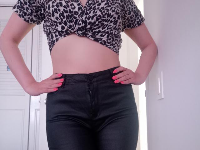 MiissAngeline - Live Sex Cam - 17971022