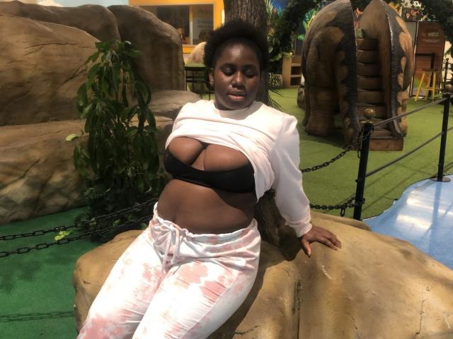 Dilay - Live porn &amp; sex cam - 17971562