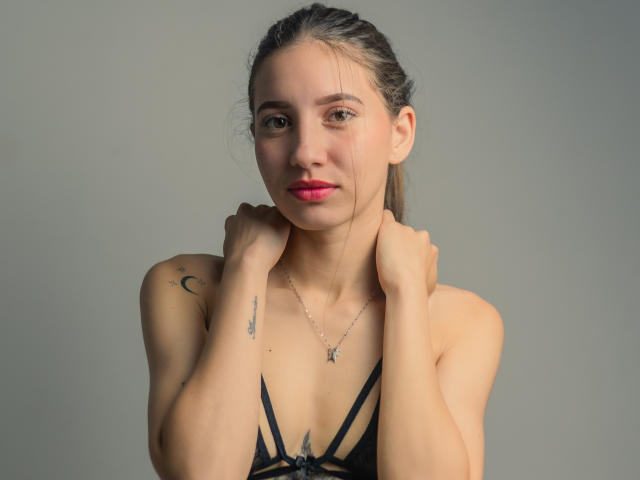 MelanyMills - Live porn &amp; sex cam - 17977838