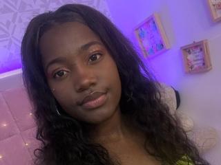 KathieJones - Sexe cam en vivo - 17979506