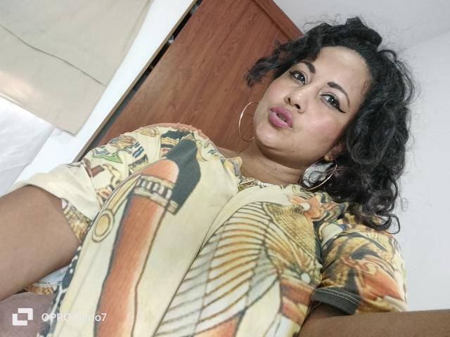 YiyaHot69 - Live porn &amp; sex cam - 17983746