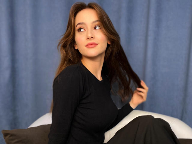 LinaWill - Live porn &amp; sex cam - 17984022