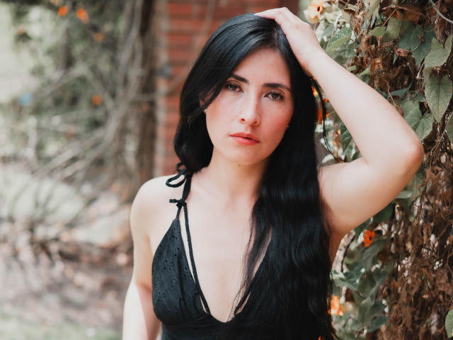 JainaRogers - Live Sex Cam - 17984938