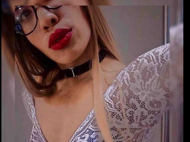 DanikaPettersong - Sexe cam en vivo - 17988566