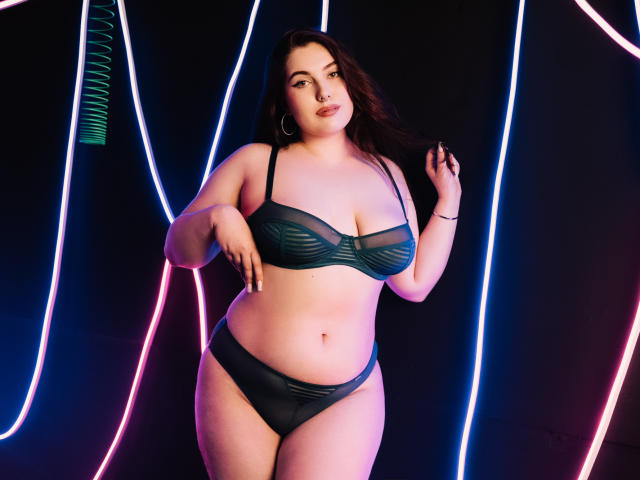 MelissaBonly - Sexe cam en vivo - 17991362